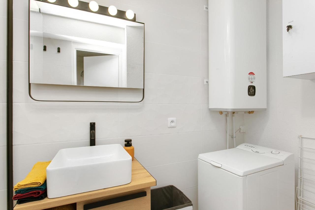 Appartement T3 Terrasse Vue Sur Mer, Piscine, Parking, Wifi Et Clim Sete Luaran gambar